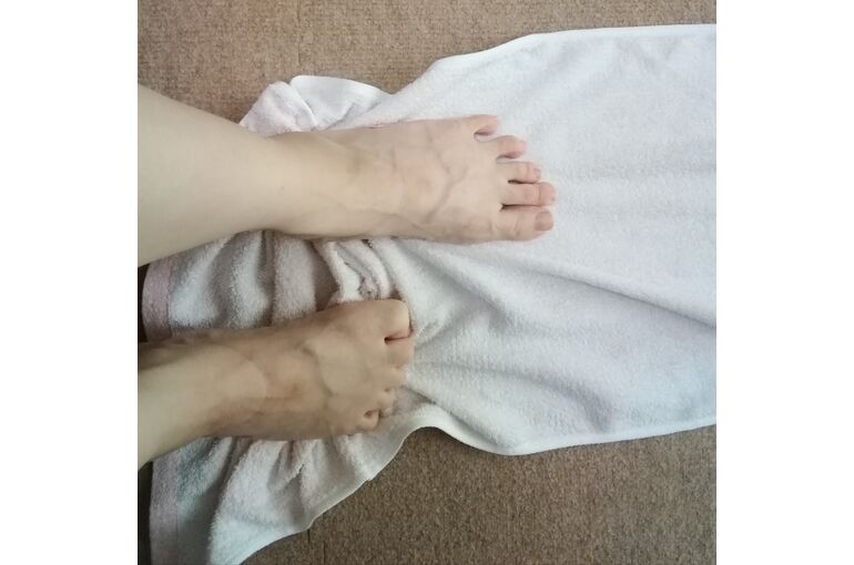 足筋肉トレーニングイメージ